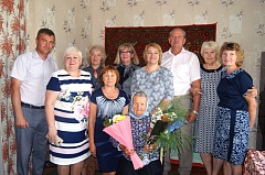 90-летний юбилей отметила участник трудового фронта Нина Кузнецова из Туртаса